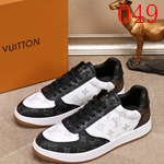 ルイヴィトン スニーカー スーパーコピー